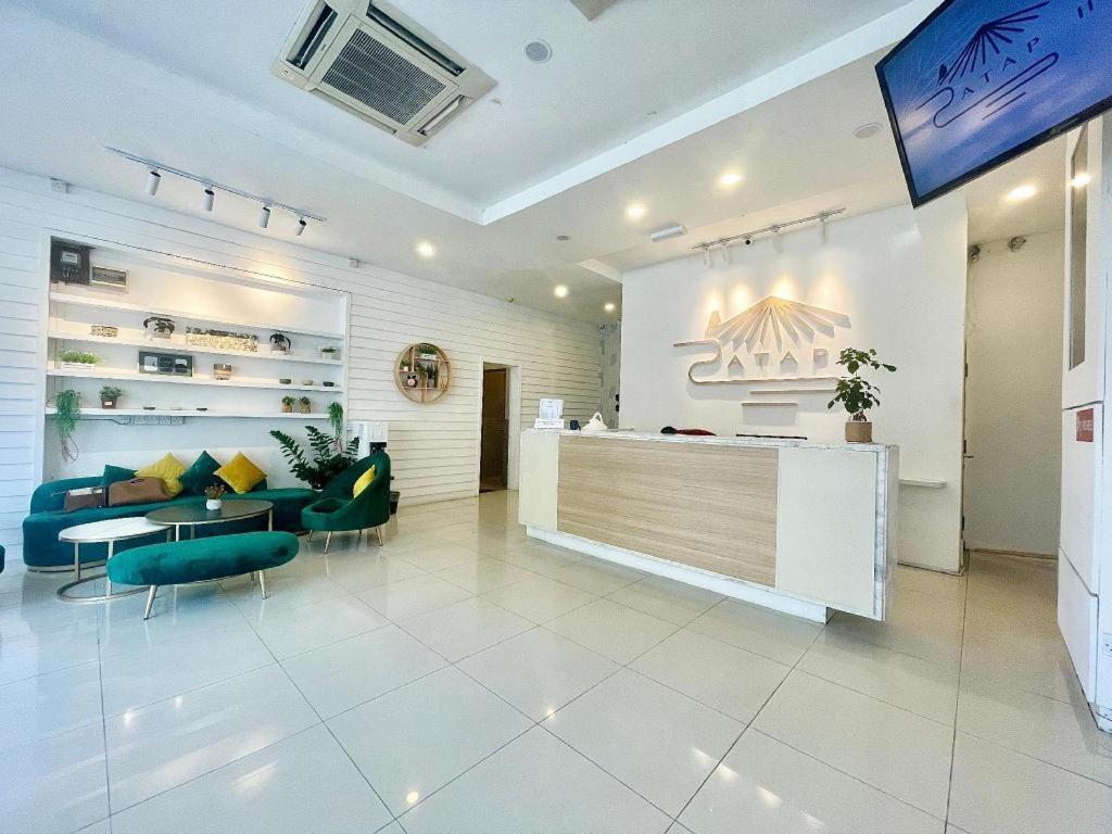 Atap Hotel Kota Kinabalu