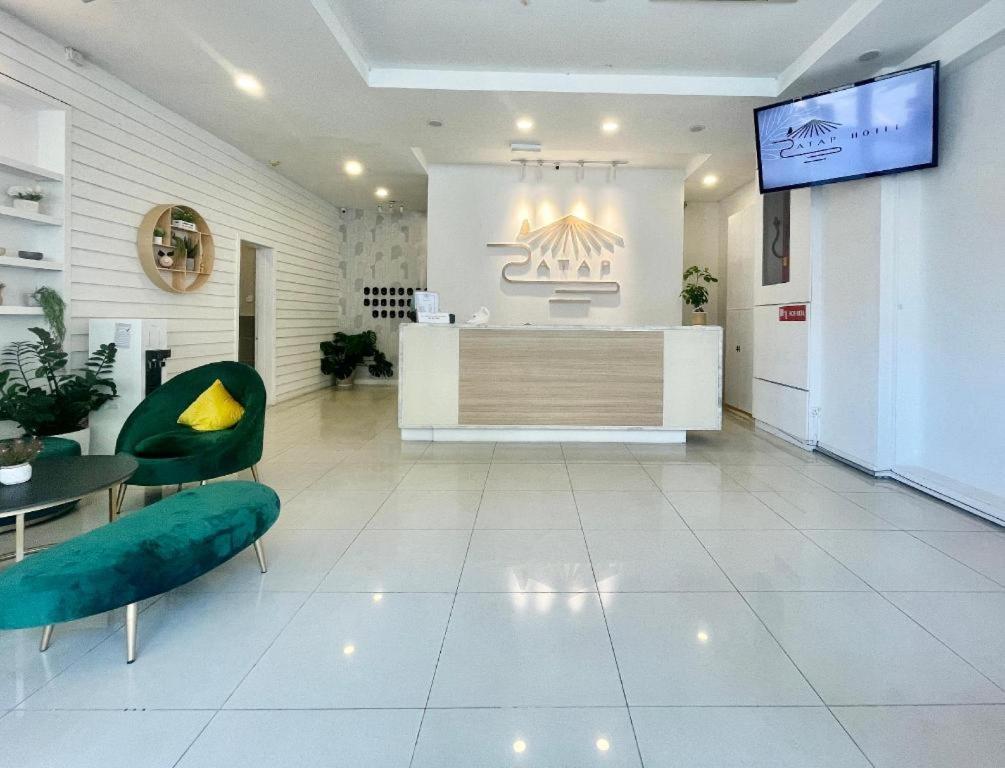 Atap Hotel